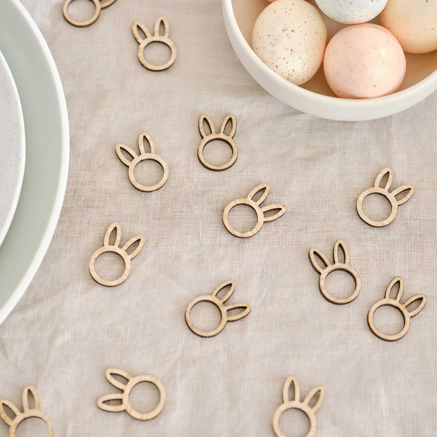 Wooden Easter Bunny Table Confetti